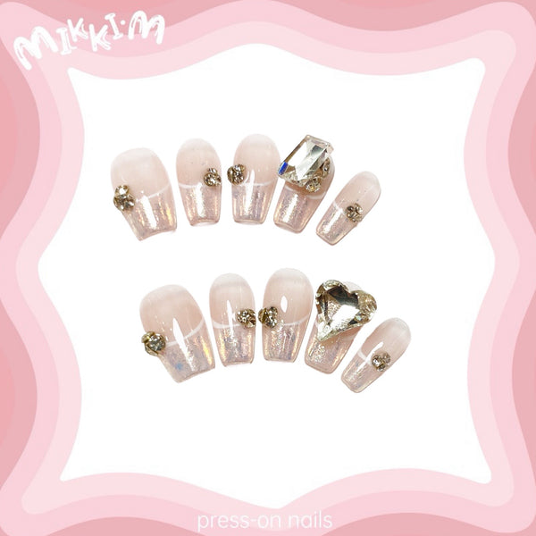 Press on nails