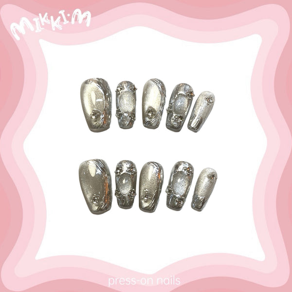 Press on nails