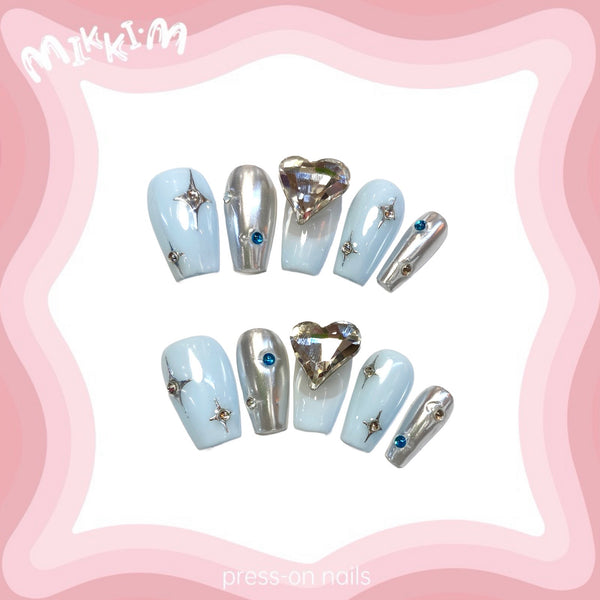 Press on nails