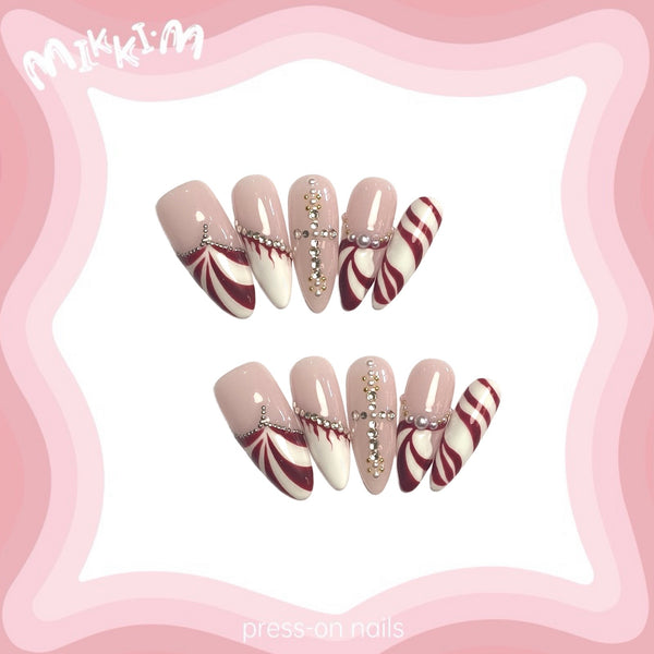 Press on nails