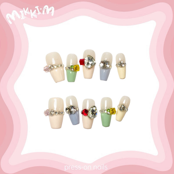 Press on nails
