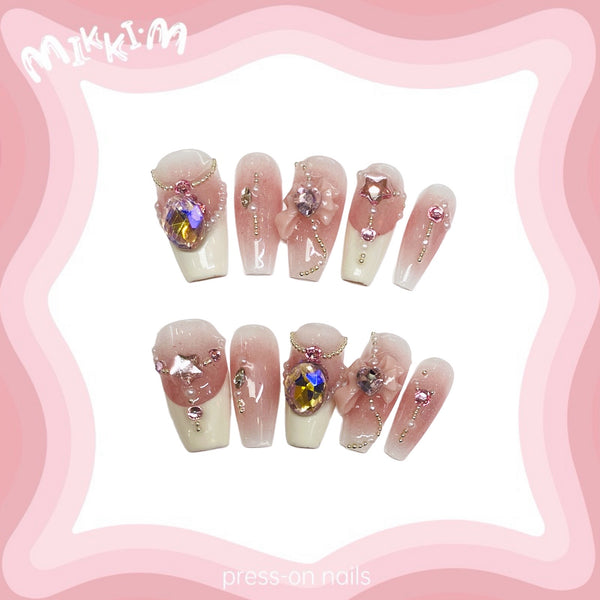 Press on nails