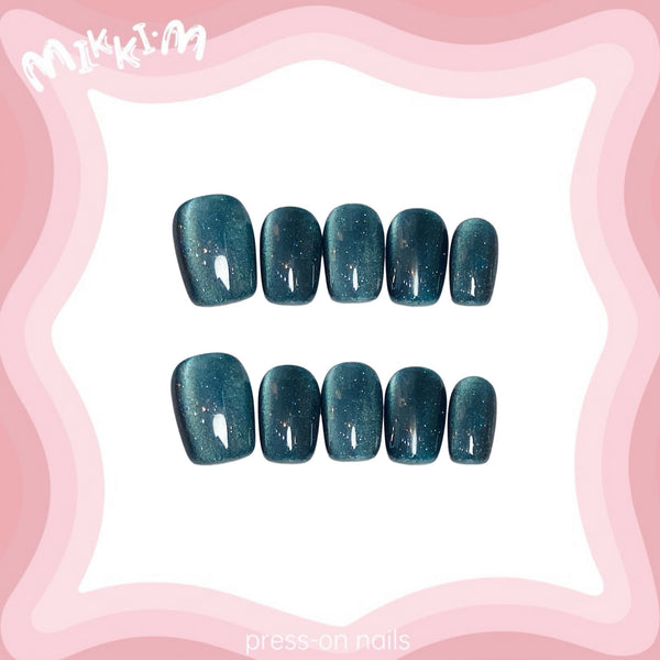 Press on nails