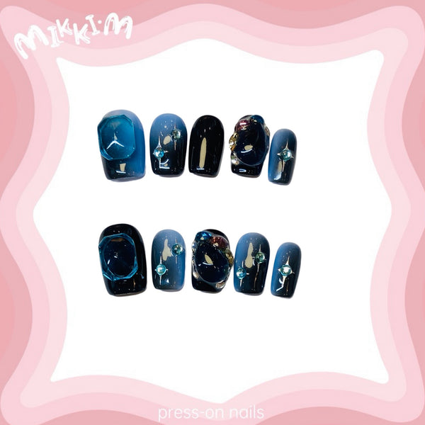 Press on nails