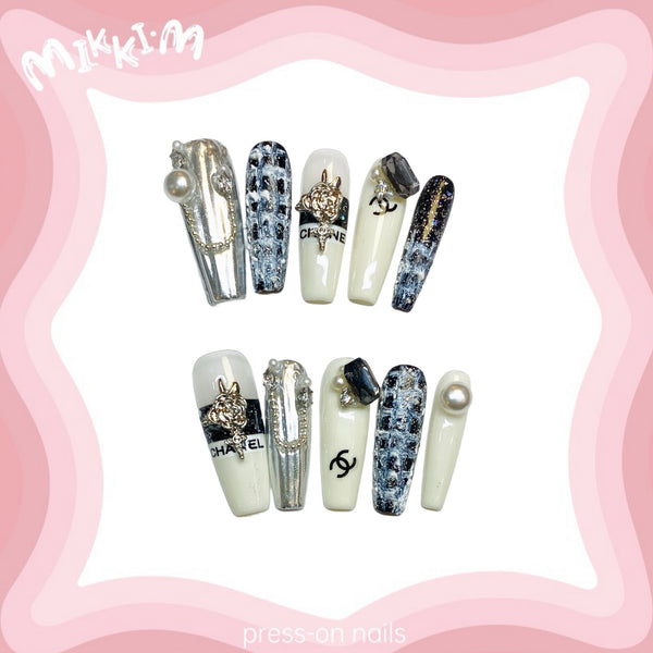 Press on nails