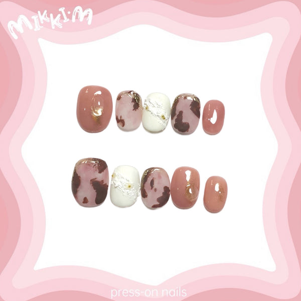 Press on nails