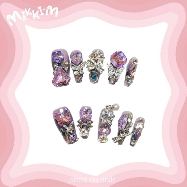 Press on nails