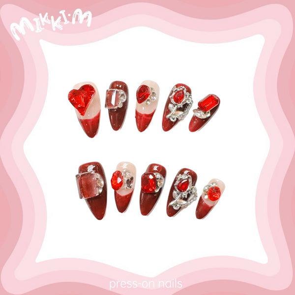 Press on nails