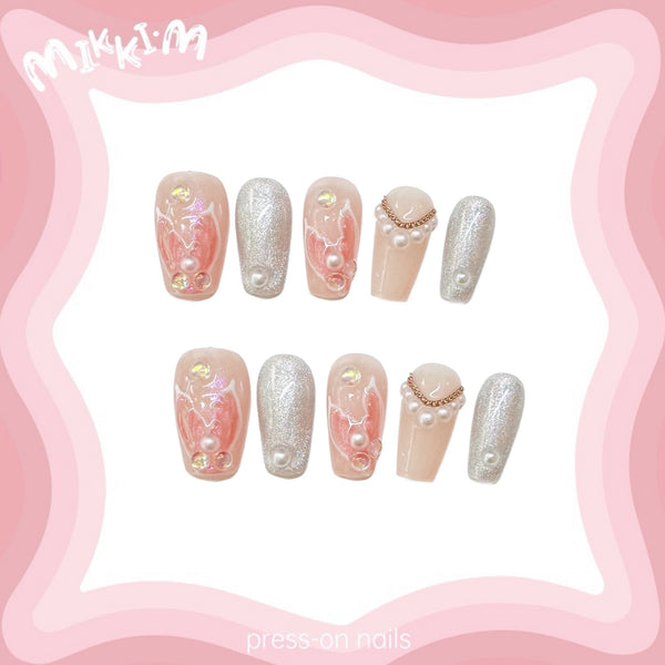 Press on nails