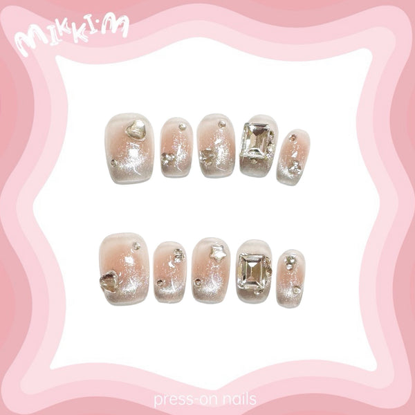 Press on nails