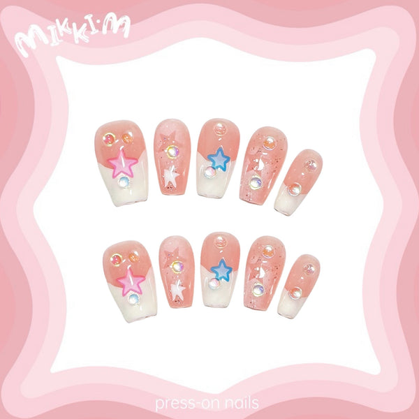 Press on nails