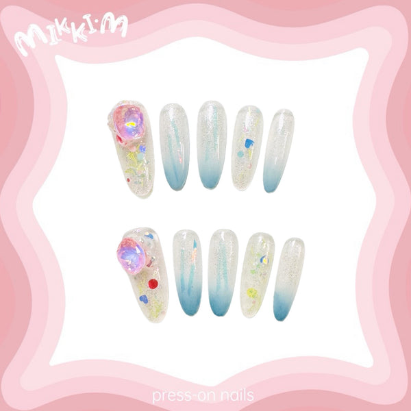 Press on nails