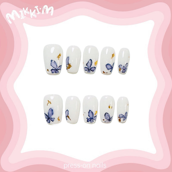 Press on nails