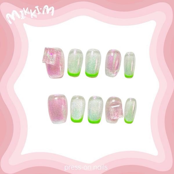 Press on nails