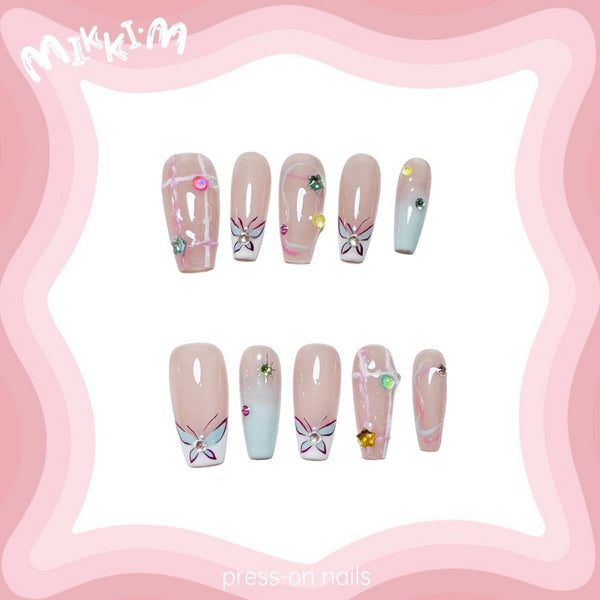 Press on nails