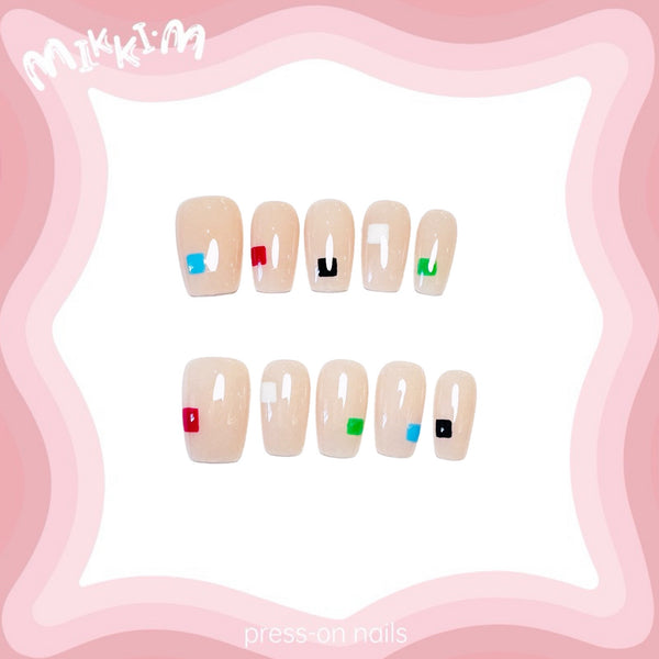 Press on nails