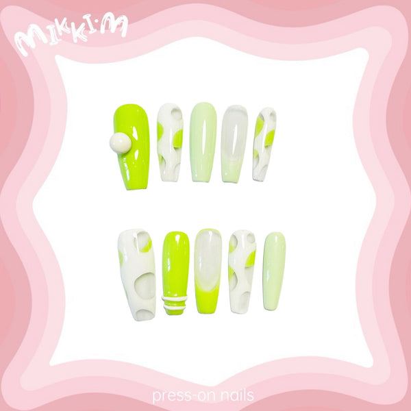 Press on nails