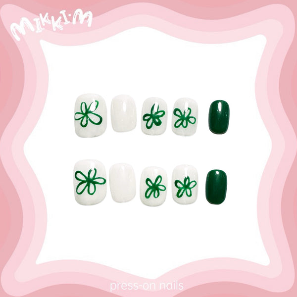 Press on nails