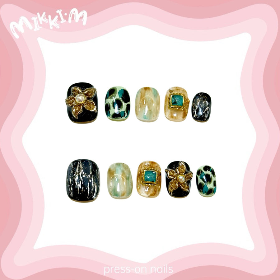 Press on nails