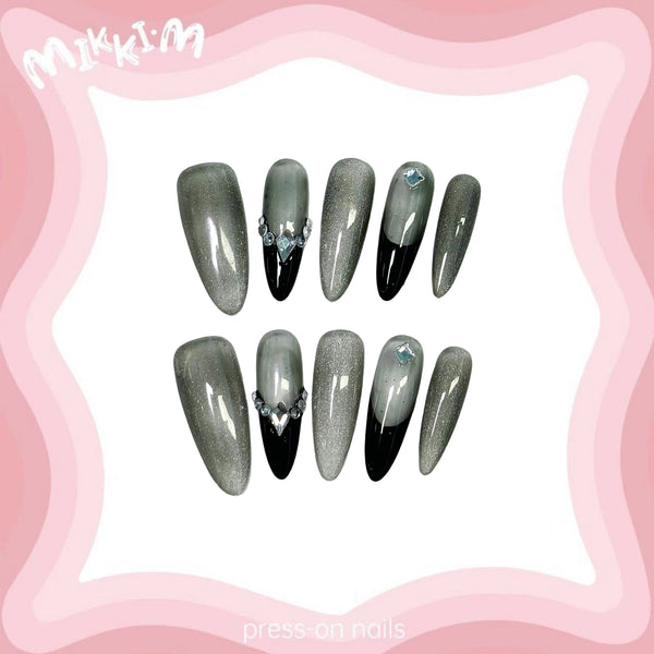 Press on nails