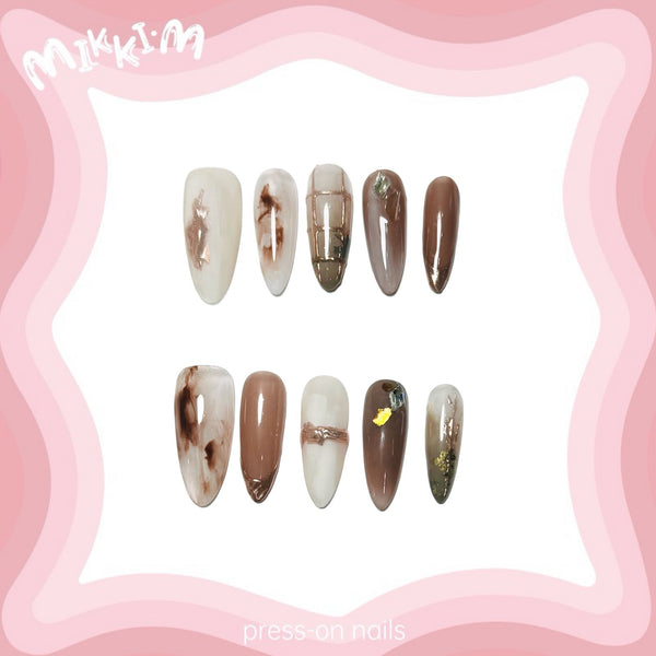 Press on nails
