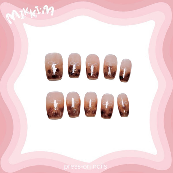 Press on nails