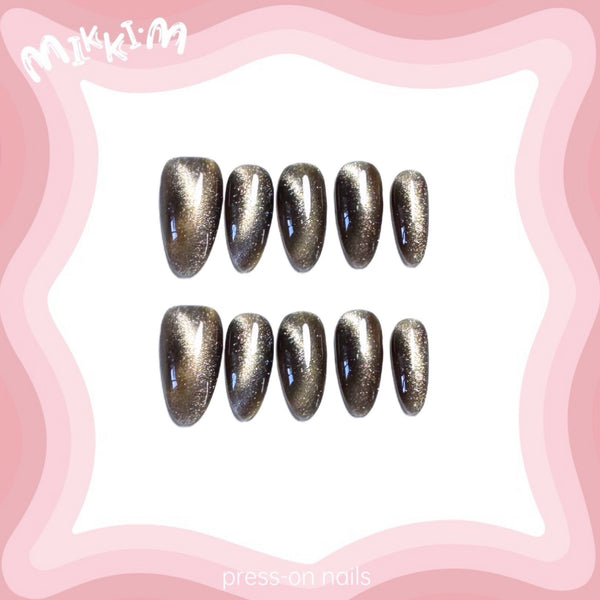 Press on nails