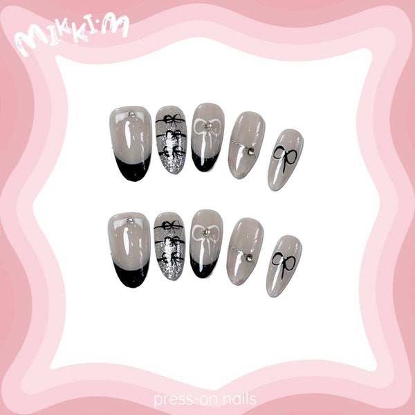 Press on nails